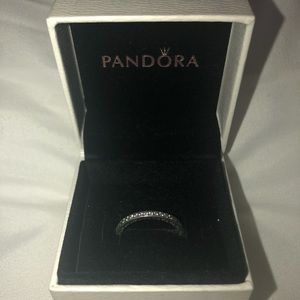 Hearts of Pandora sliver ring
